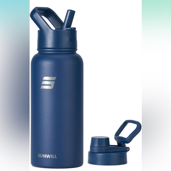 Other - 32 oz insulated water bottle